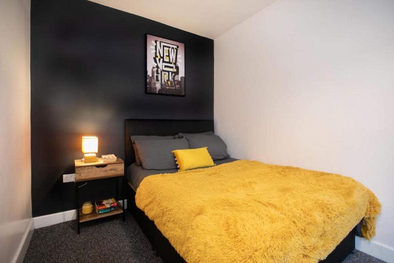 Spacious 2 Bedroom Apartments - 5 Mins From Qmc, Universities And City Centre! Nottingham Zewnętrze zdjęcie