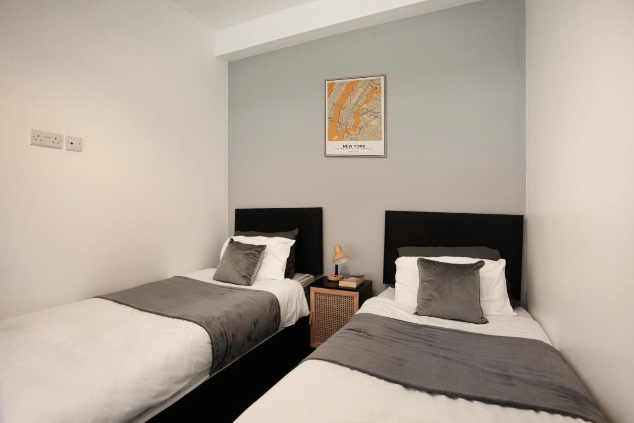 Spacious 2 Bedroom Apartments - 5 Mins From Qmc, Universities And City Centre! Nottingham Zewnętrze zdjęcie
