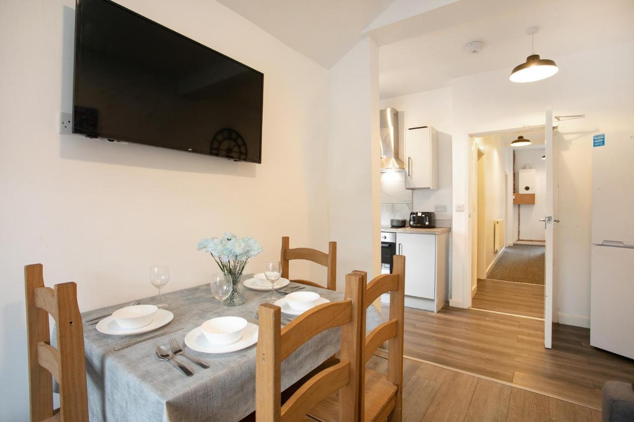 Spacious 2 Bedroom Apartments - 5 Mins From Qmc, Universities And City Centre! Nottingham Zewnętrze zdjęcie